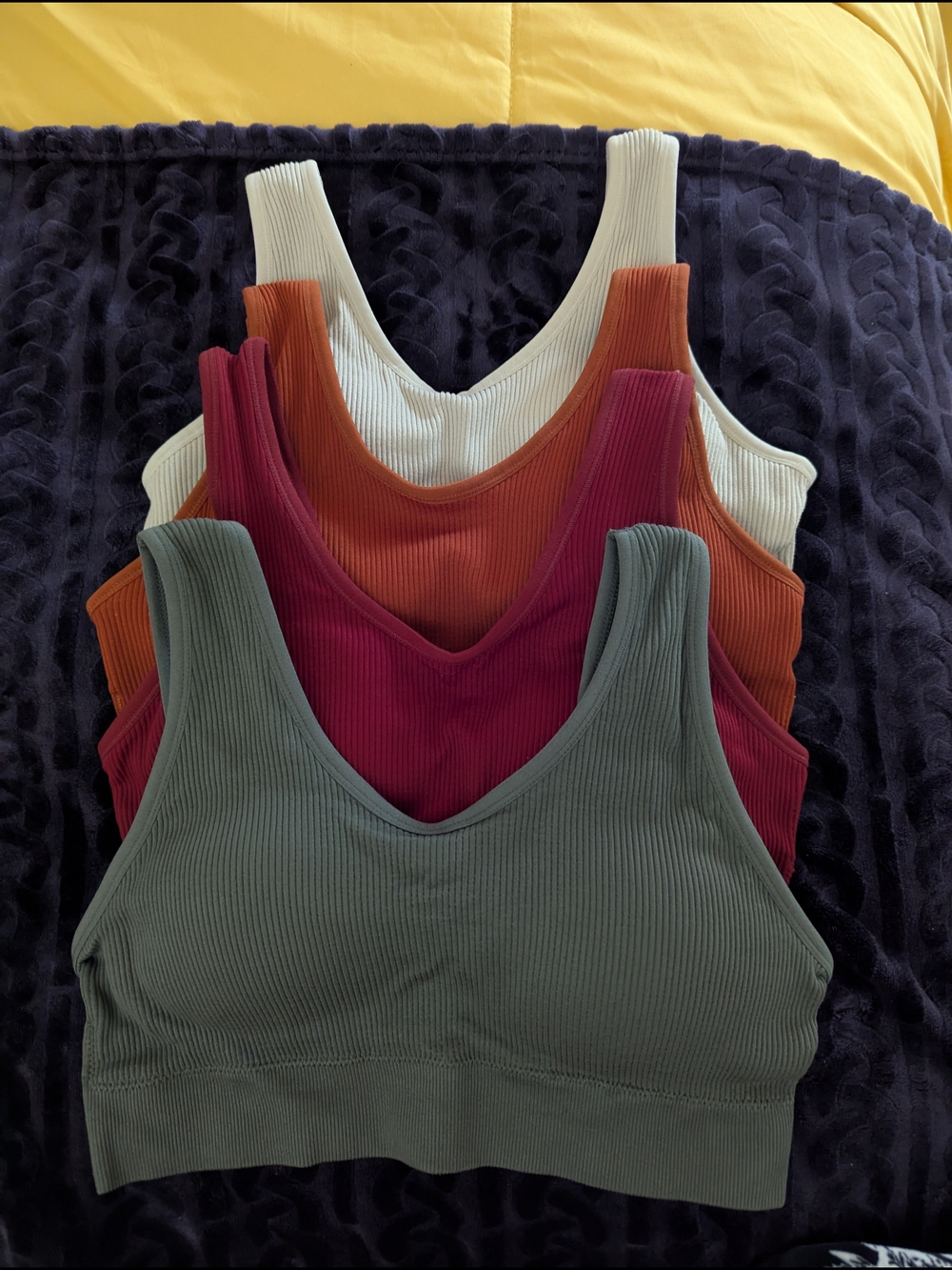 Yoga ribbed V-neck sports bra in olive green with red inset